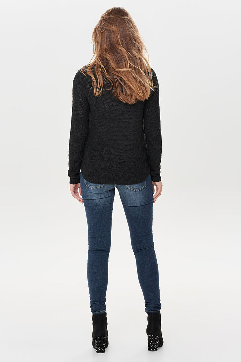 BLACK KNIT SWEATER