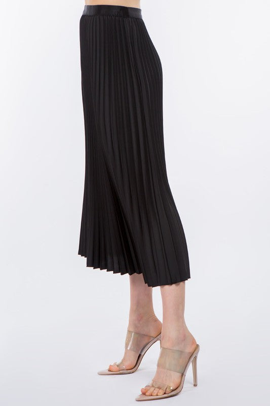 TABA PLEATED SKIRT